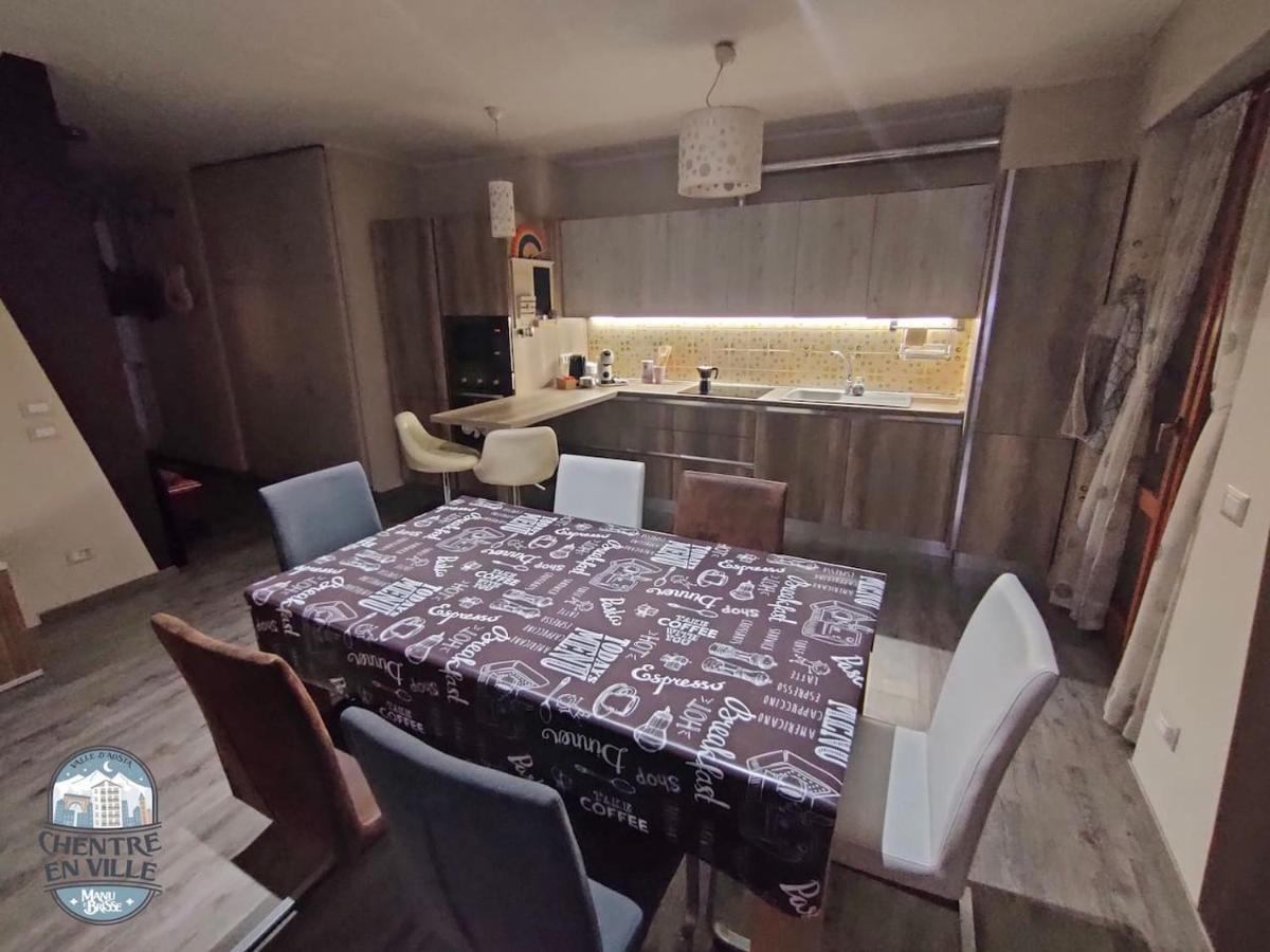 Appartamento Chentre En Ville - A 2 Passi Dal Centro - Parcheggio Gratuito - Cir-Vda-Aosta-0073 Exterior foto